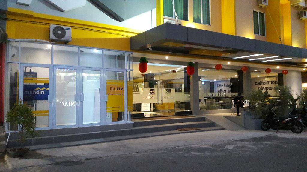 卡里班巴淡岛酒店 Batam 外观 照片